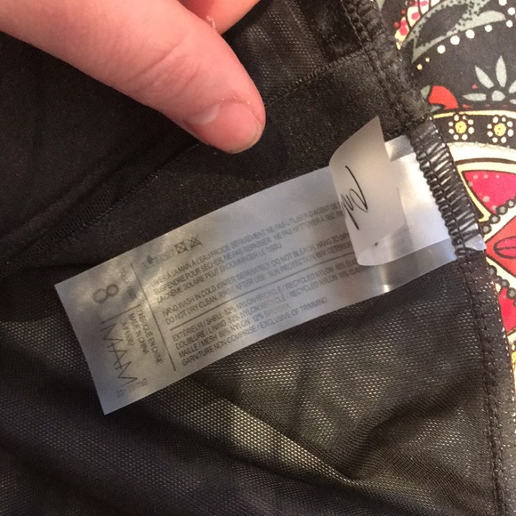 Byron Bay 1 piece swimsuit - Picture 6 of 7